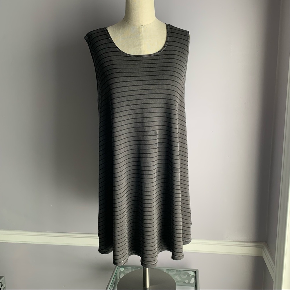 3/$12 Brandy Melville gray and black striped sleeveless swing dress